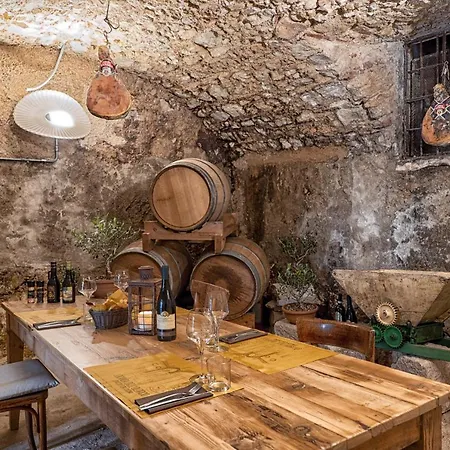 Dell'oleificio * Mezzane di Sotto