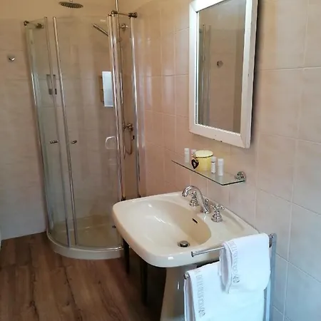 Inn Dell'oleificio Mezzane di Sotto