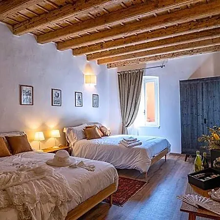 Dell'oleificio Estalagem